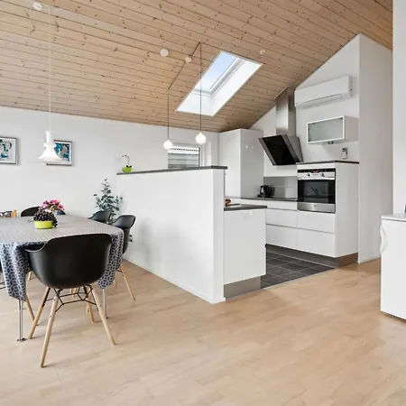 Lio - 200m From The Sea By Interhome Binderup Strand